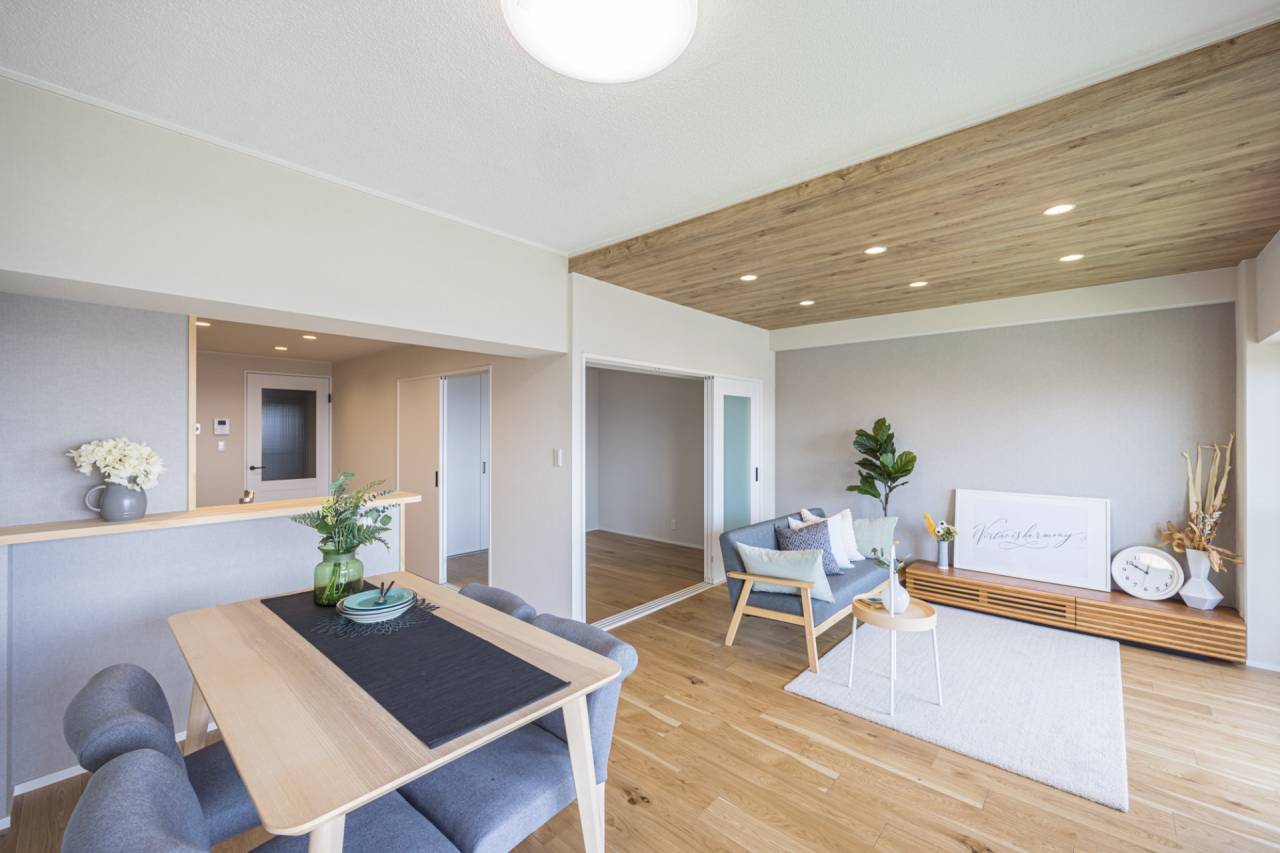 株式会社ユーユーフォーム